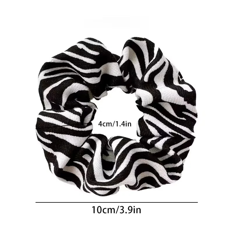 Set of 5 scrunchies with animal prints