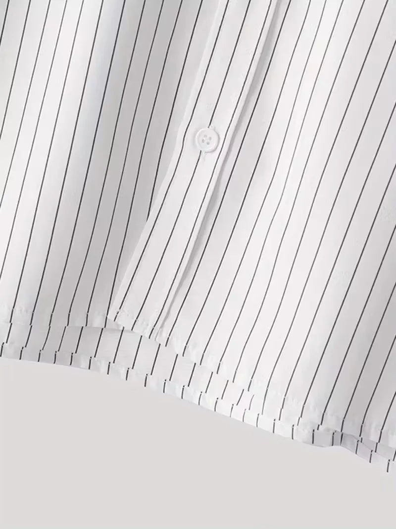 Casual shirt with vertical stripes