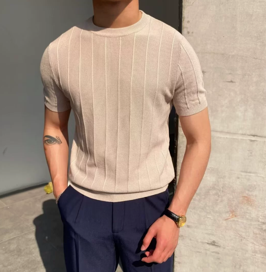 Short Sleeve Jumper with Vertical Rib Structure