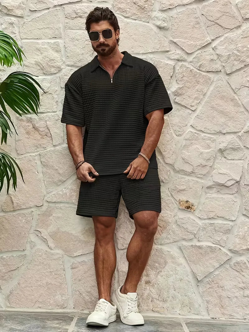 Set with V-neck and texture