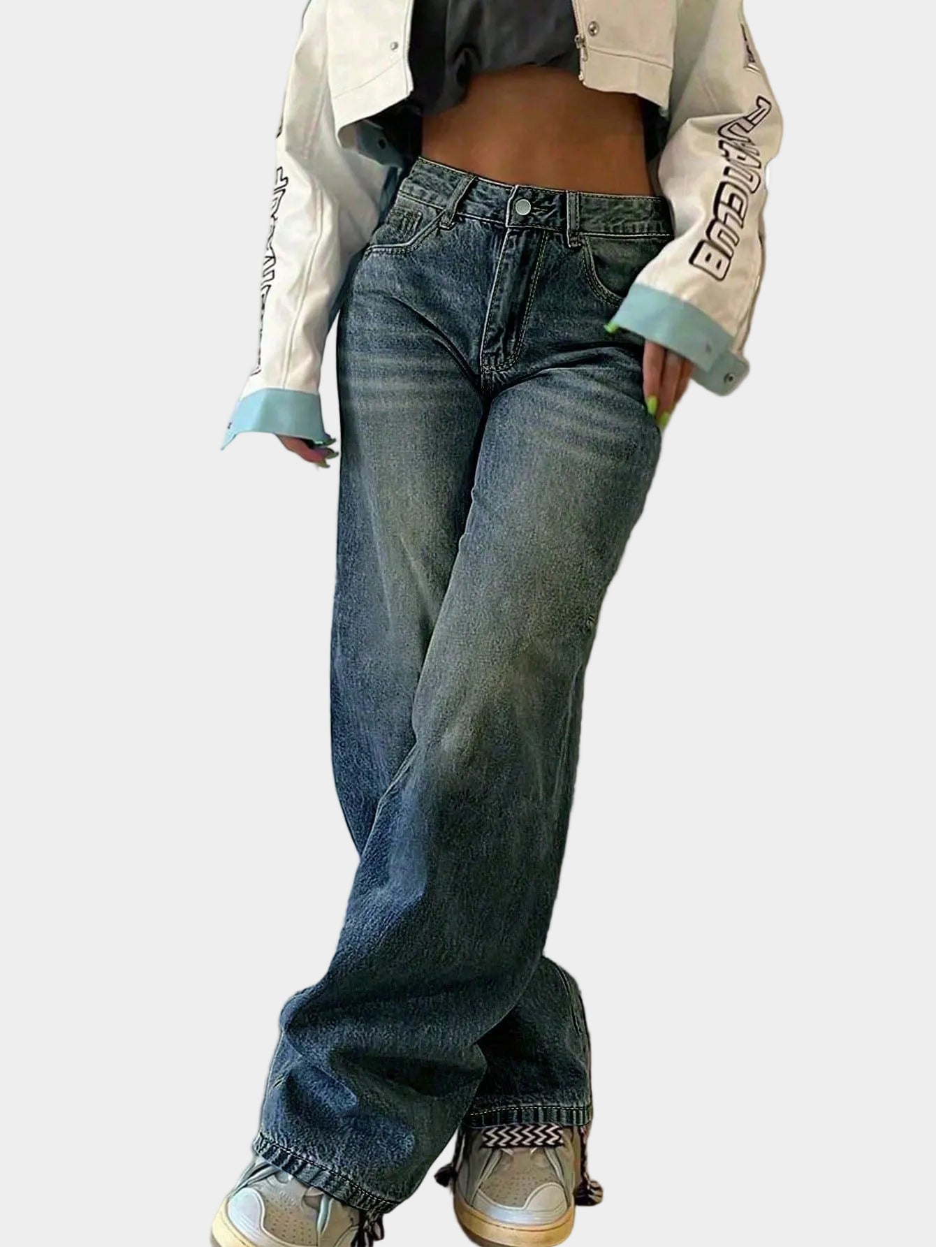 Jeans with Loose Straight Legs and Elastic Waist