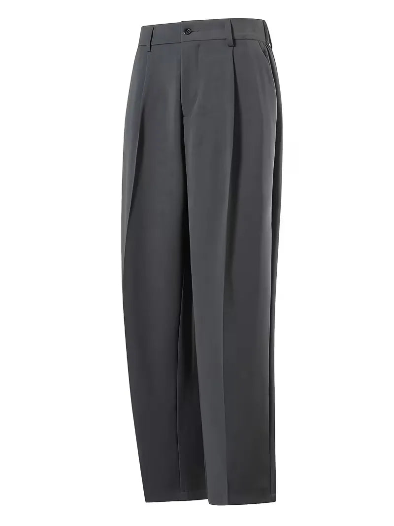 Straight trousers with pleated details and side pockets