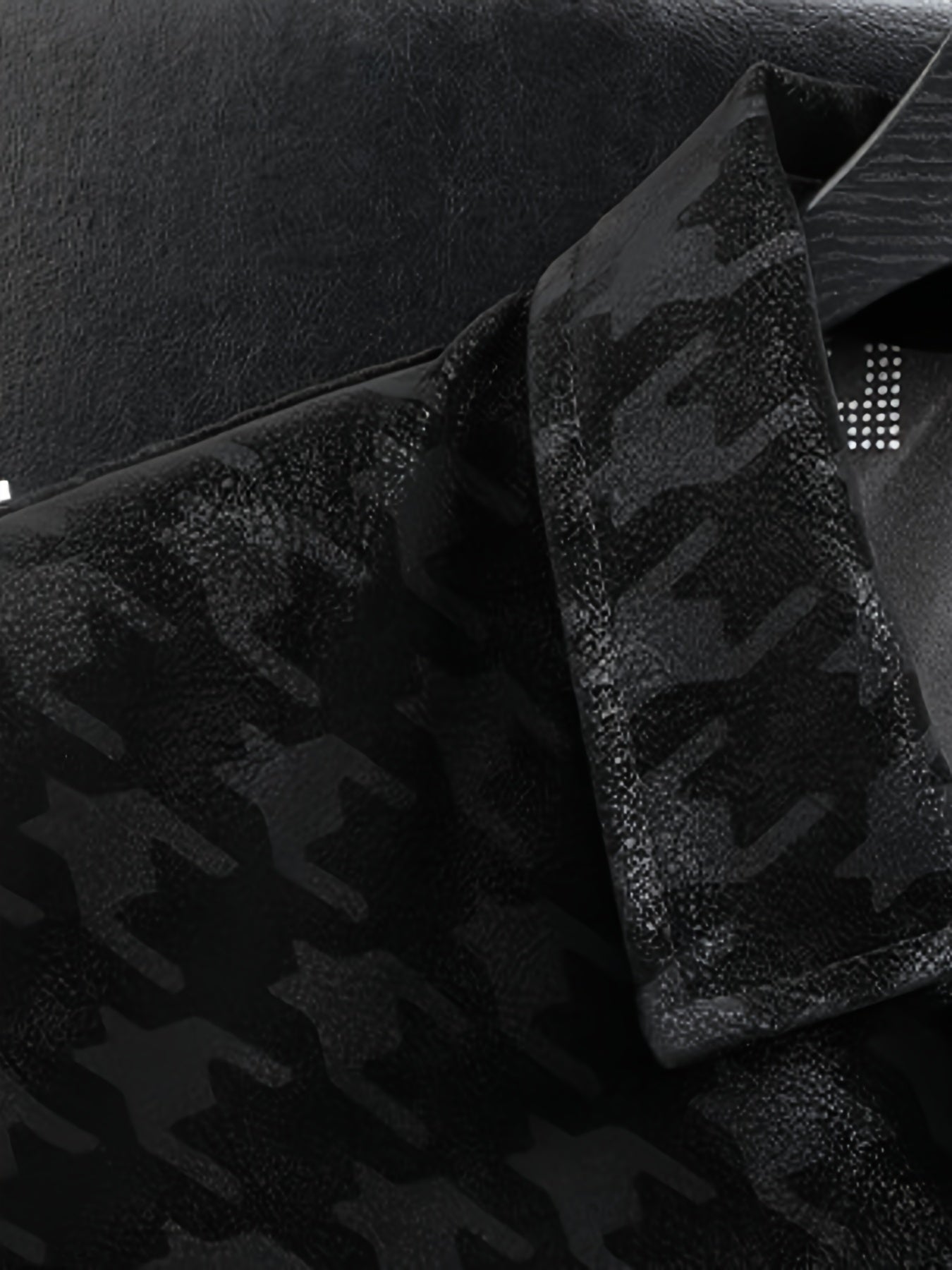 Men's Coat with Houndstooth Pattern and Fleece Lining