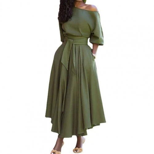 Lotte | Elegant Split Dress