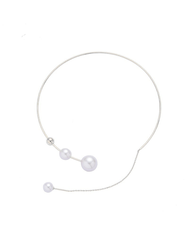 Nina | Clavicle Necklace with Faux Pearl