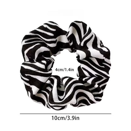 Set of 5 scrunchies with animal prints