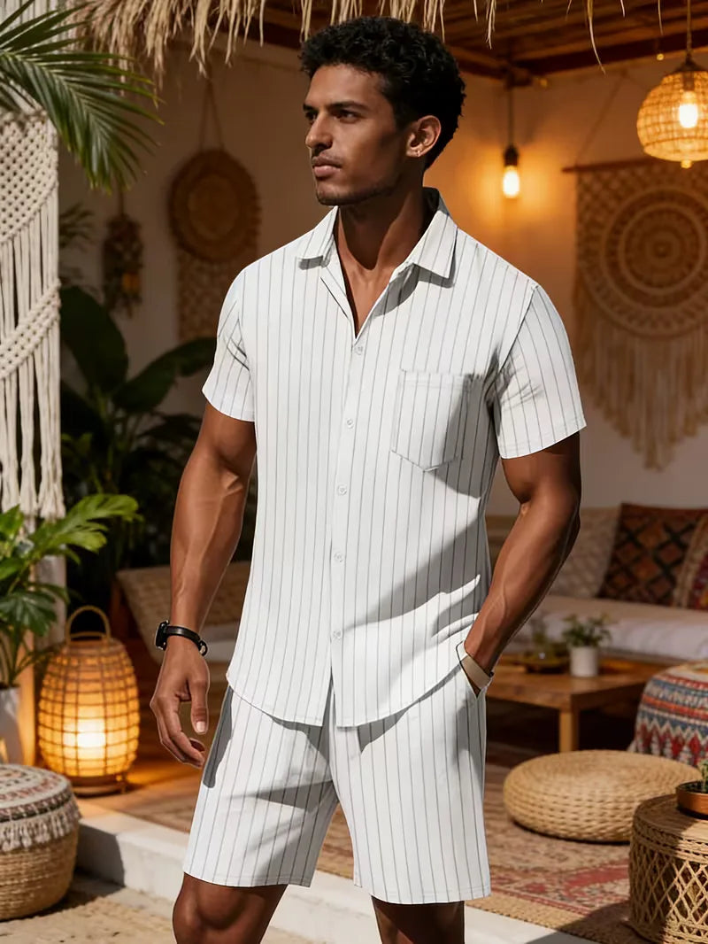 Men's Summer Outfit with Short Sleeves