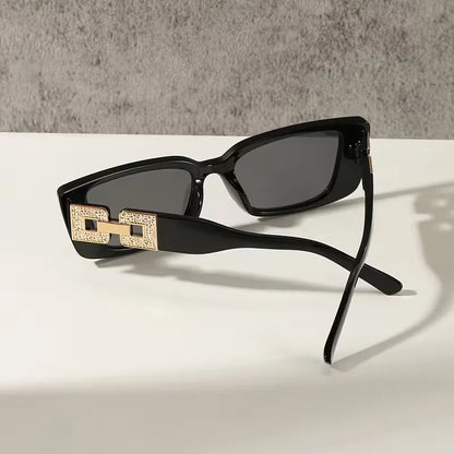 Sunglasses with Rectangular Frame