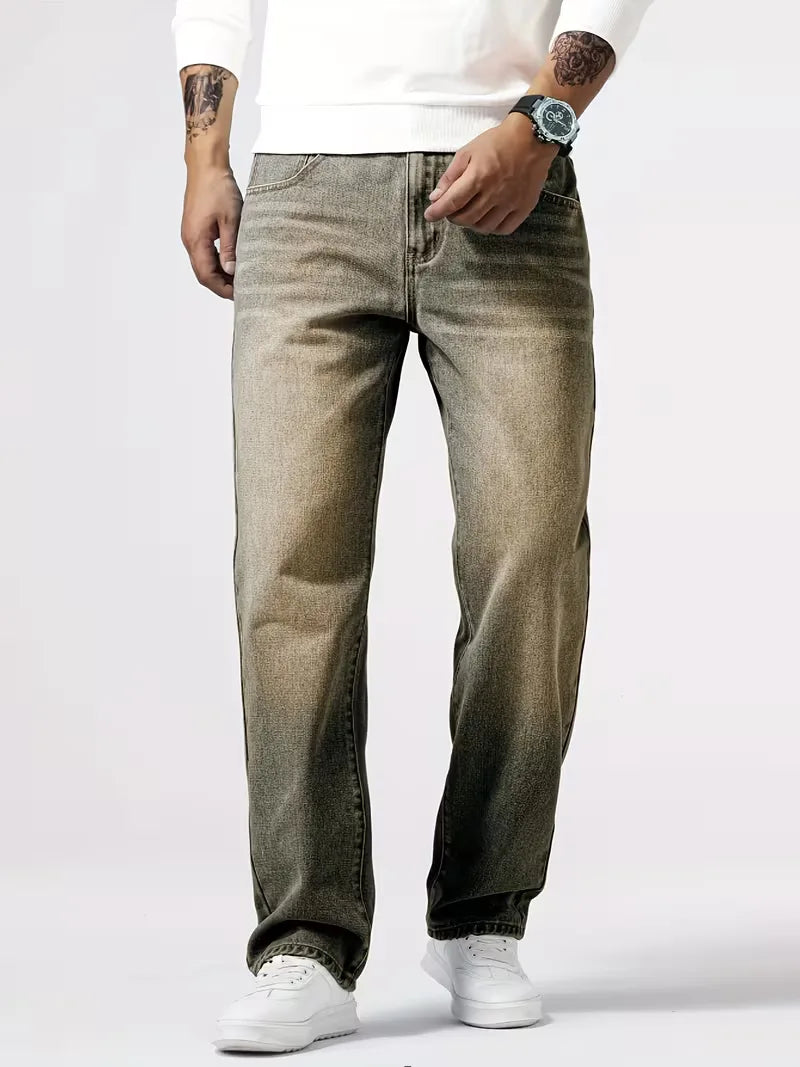 Loose fit jeans with five pockets