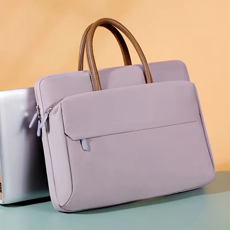 Laptop bag with front pocket and zip