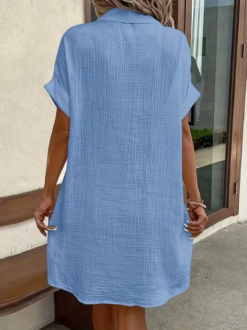 Shirt dress with V-neck and short sleeves