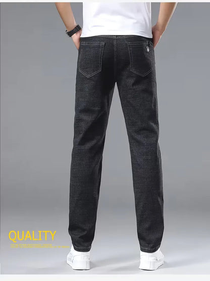 Straight jeans with visible stitching