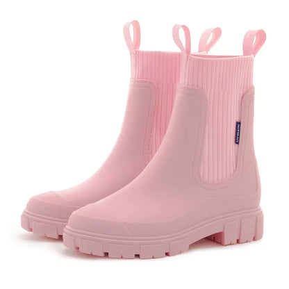 Chelsea boots with ribbed elastic panels