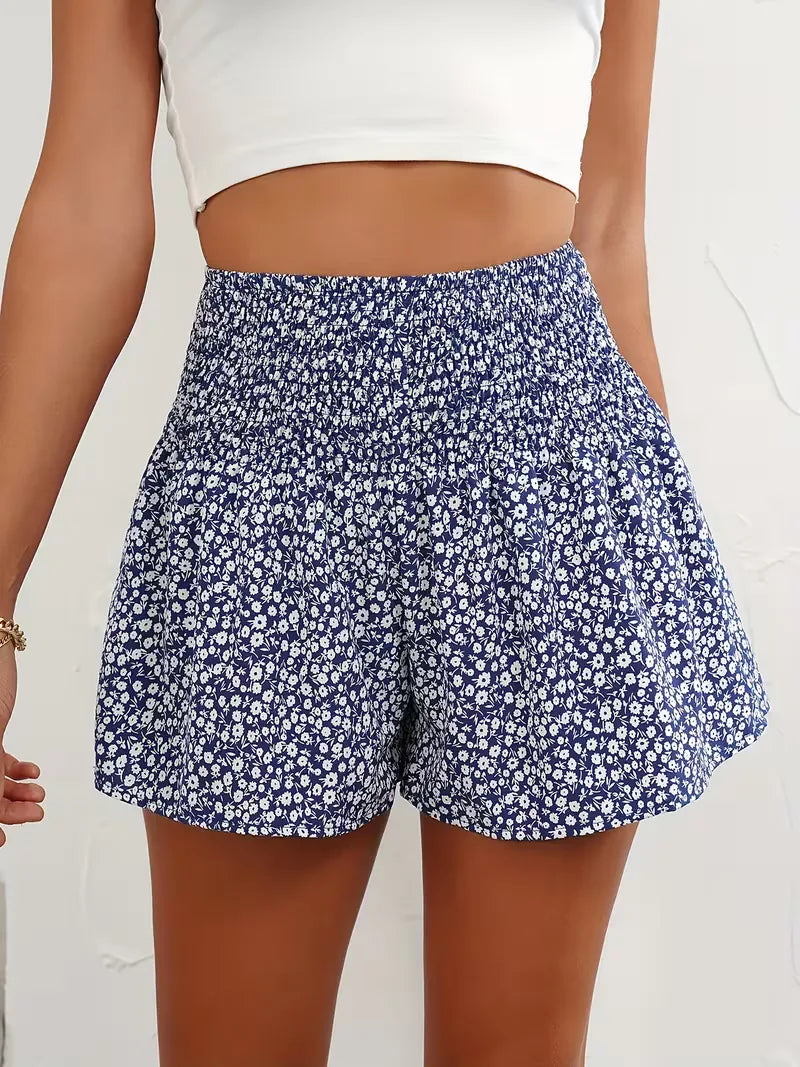 Short with High Waist and Floral Pattern