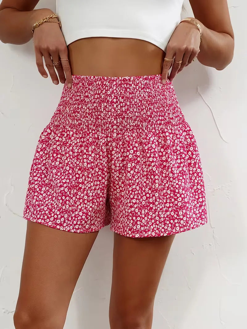 Short with High Waist and Floral Pattern