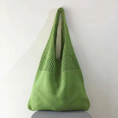 Shopper with hollow crochet design