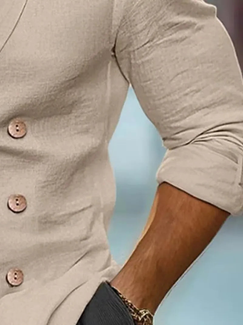 Slim fit blazer with wooden buttons
