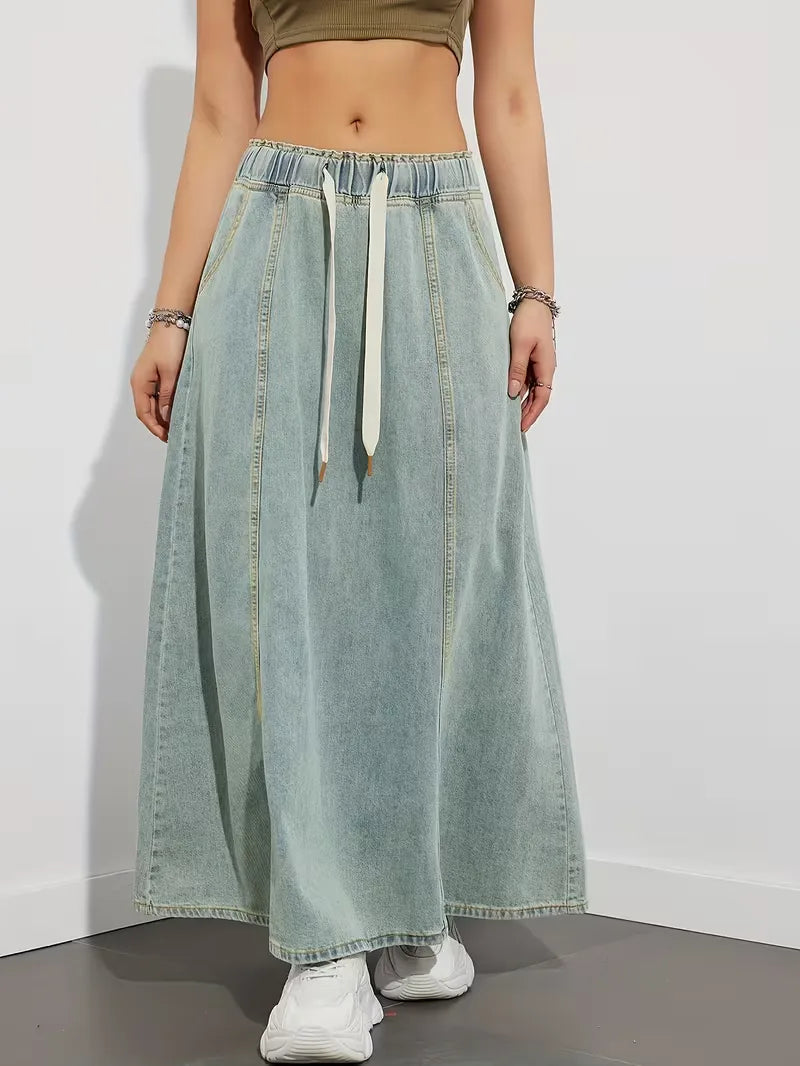 Denim skirt with elastic waistband