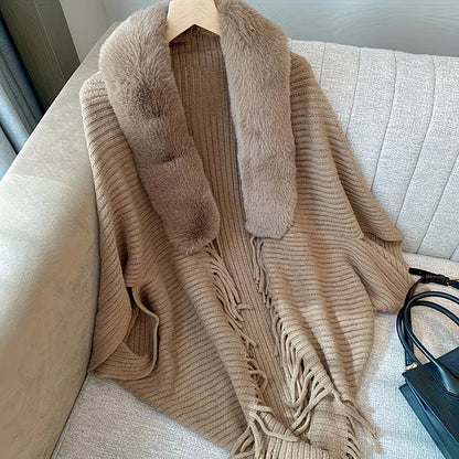 Winter scarf with faux fur