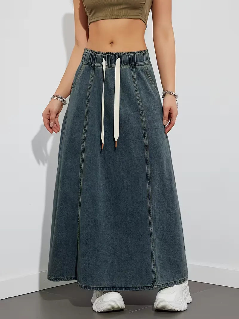 Denim skirt with elastic waistband