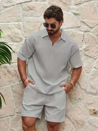 Set with V-neck and texture