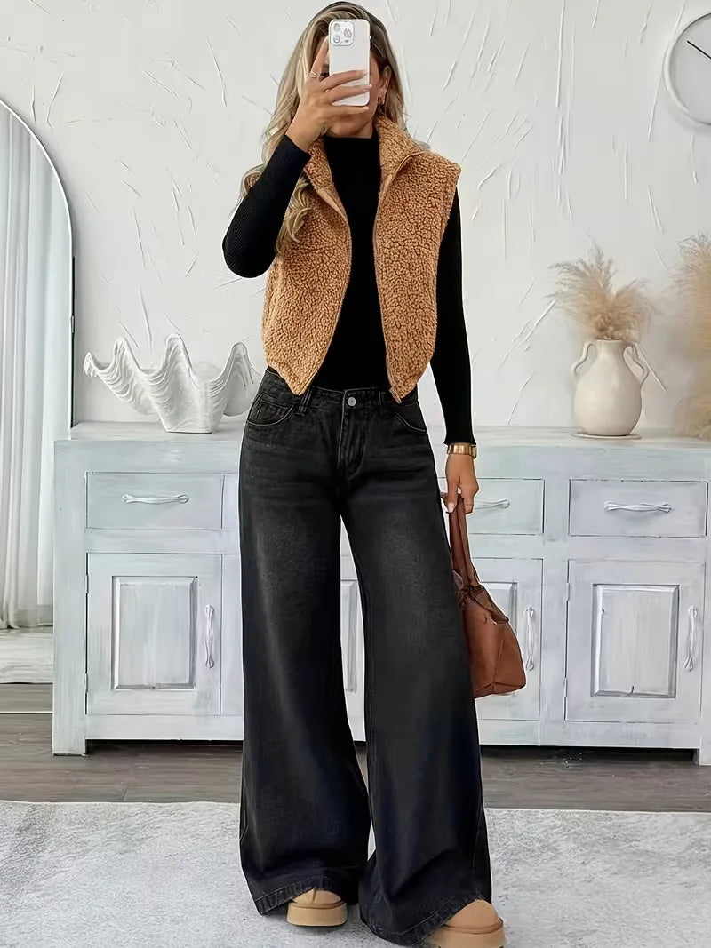 Zipped Gilet with Faux Shearling