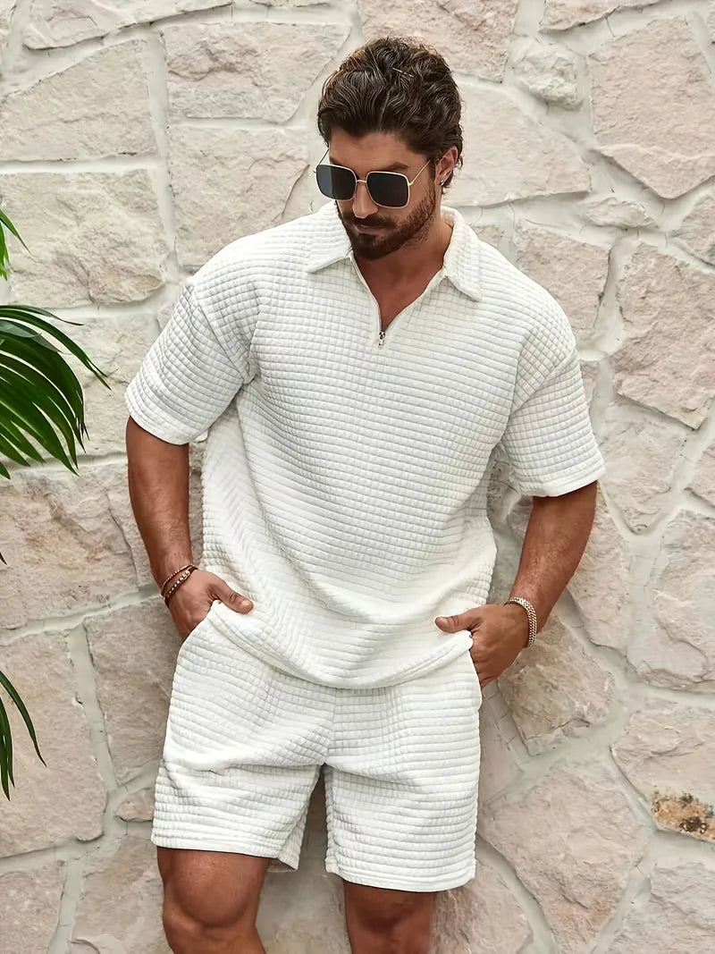 Set with V-neck and texture