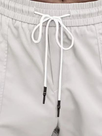 Cargo trousers with elastic waistband