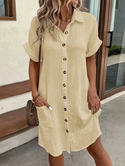 Shirt dress with V-neck and short sleeves