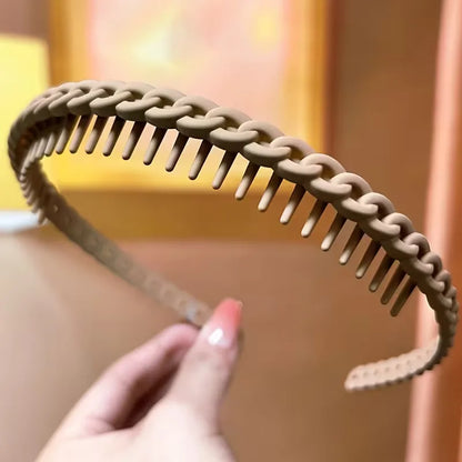 Twist Design Headband