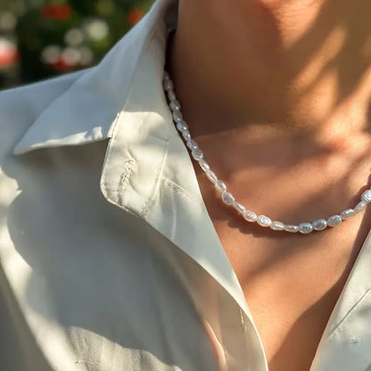 Baroque necklace with imitation pearls
