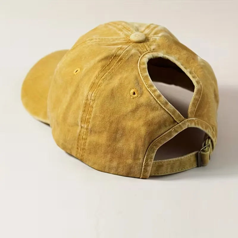 Cap with ponytail opening