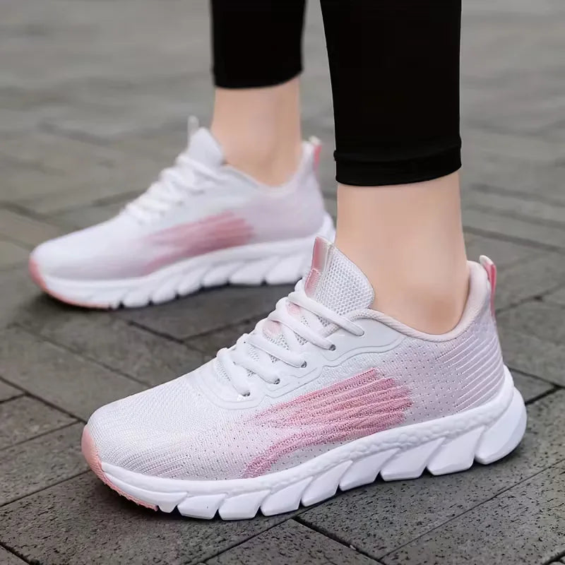 Low sneaker with mesh upper