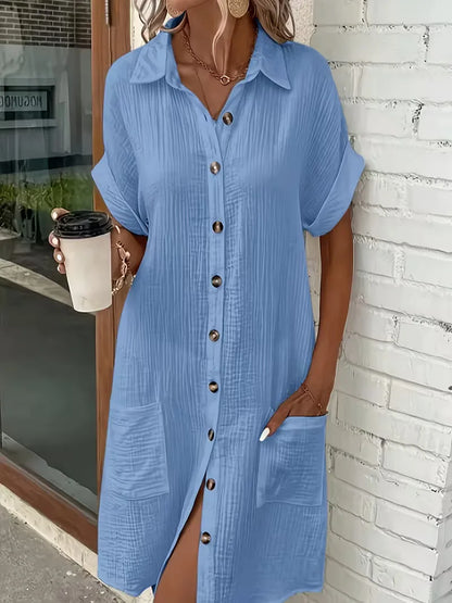 Shirt dress with V-neck and short sleeves