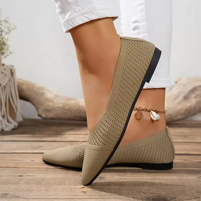 Ballerina with Pointed Toe