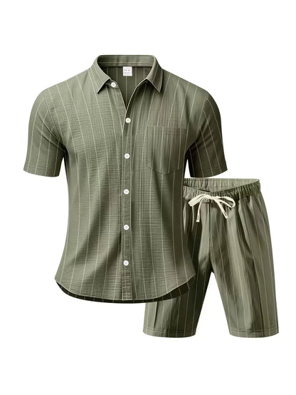 Men's Summer Outfit with Short Sleeves