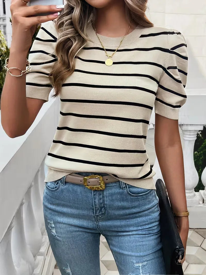 Women's striped T-shirt with puffed sleeves