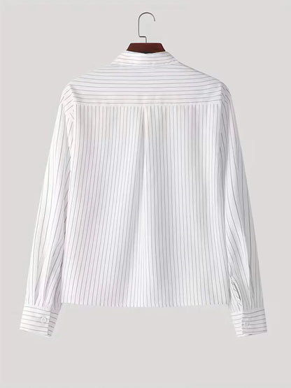 Casual shirt with vertical stripes