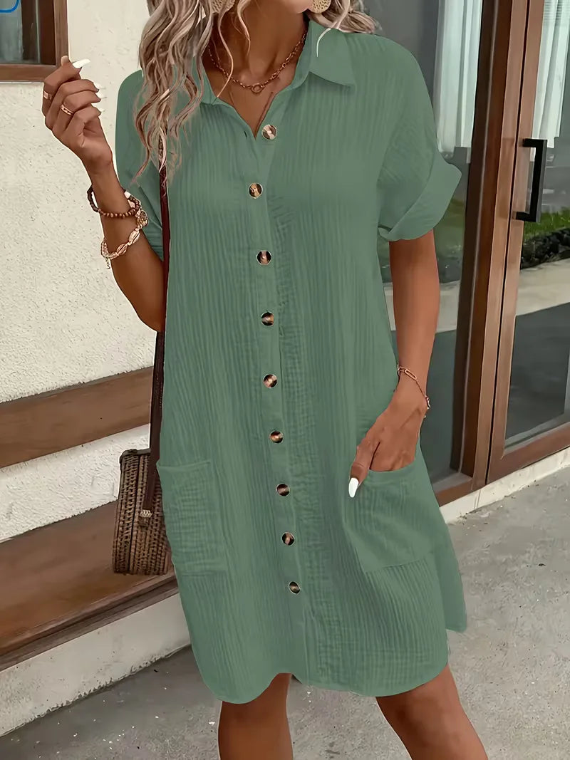 Shirt dress with V-neck and short sleeves