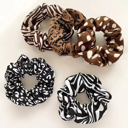 Set of 5 scrunchies with animal prints