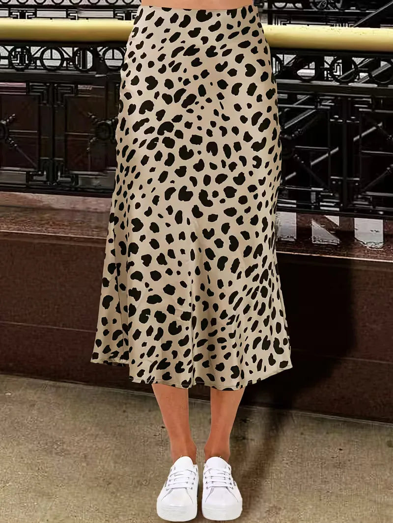 Satin Skirt with Leopard Print