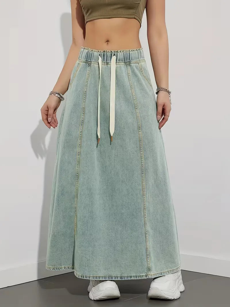 Denim skirt with elastic waistband