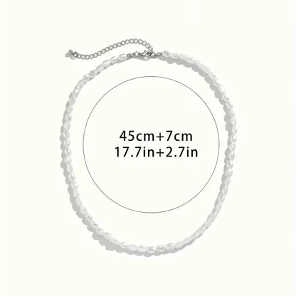 Baroque necklace with imitation pearls