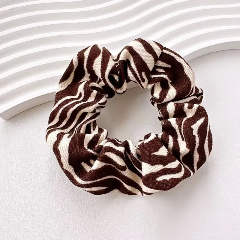 Set of 5 scrunchies with animal prints