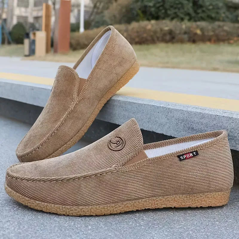 Loafers with corduroy upper