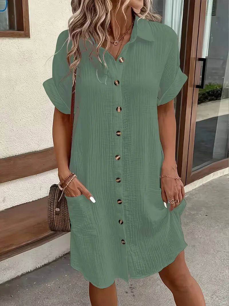 Shirt dress with V-neck and short sleeves