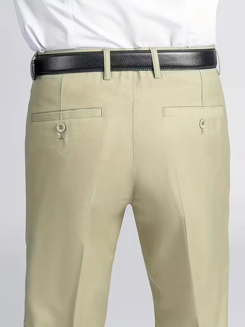 Trousers with elastic waistband and regular fit