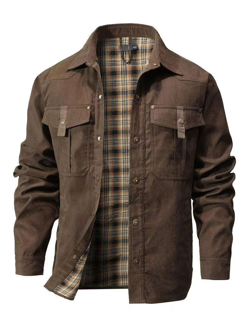 Cargo jacket with lapel collar and button closure