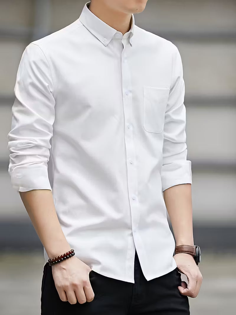 Casual shirt with long sleeves and chest pocket
