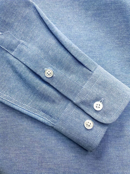 Casual shirt with long sleeves and chest pocket